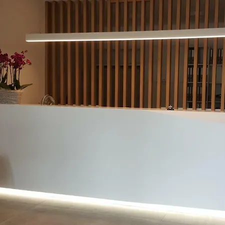 米兰阿尔贝格酒店 门德里西奥